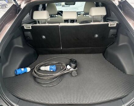 Коричневый Тойота bZ4X, объемом двигателя 0 л и пробегом 29 тыс. км за 23500 $, фото 7 на Automoto.ua