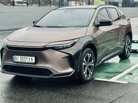 Коричневый Тойота bZ4X, объемом двигателя 0 л и пробегом 29 тыс. км за 23500 $, фото 1 на Automoto.ua