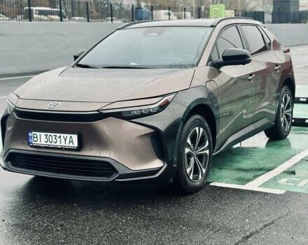 Коричневий Тойота bZ4X, об'ємом двигуна 0 л та пробігом 29 тис. км за 23500 $, фото 1 на Automoto.ua
