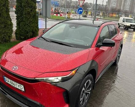 Красный Тойота bZ4X, объемом двигателя 0 л и пробегом 27 тыс. км за 23300 $, фото 1 на Automoto.ua