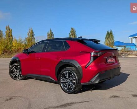 Красный Тойота bZ4X, объемом двигателя 0 л и пробегом 20 тыс. км за 26299 $, фото 2 на Automoto.ua