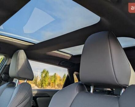 Красный Тойота bZ4X, объемом двигателя 0 л и пробегом 20 тыс. км за 26299 $, фото 7 на Automoto.ua