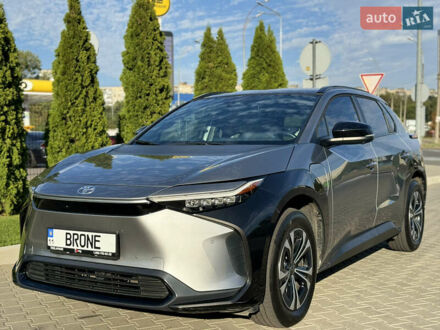 Тойота bZ4X 2022 у Києві на Automoto.ua Тойота bZ4X, об'ємом двигуна 0 л та пробігом 43 тис. км за 25300 $, фото 1 на Automoto.ua