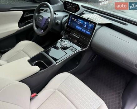 Серый Тойота bZ4X, объемом двигателя 0 л и пробегом 30 тыс. км за 28500 $, фото 66 на Automoto.ua