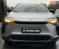 Сірий Тойота bZ4X, об'ємом двигуна 0 л та пробігом 30 тис. км за 29000 $, фото 16 на Automoto.ua