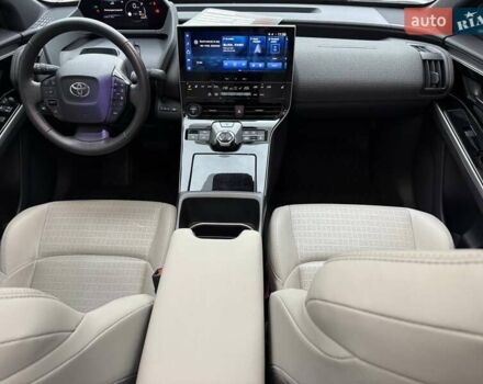 Серый Тойота bZ4X, объемом двигателя 0 л и пробегом 30 тыс. км за 28500 $, фото 57 на Automoto.ua