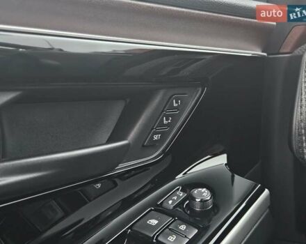 Серый Тойота bZ4X, объемом двигателя 0 л и пробегом 33 тыс. км за 23700 $, фото 11 на Automoto.ua