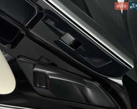 Серый Тойота bZ4X, объемом двигателя 0 л и пробегом 30 тыс. км за 28500 $, фото 64 на Automoto.ua