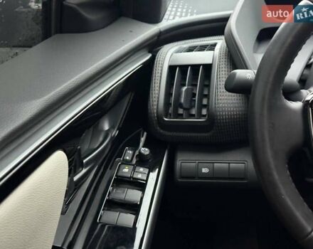 Серый Тойота bZ4X, объемом двигателя 0 л и пробегом 30 тыс. км за 28500 $, фото 37 на Automoto.ua