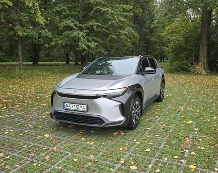 Тойота bZ4X 2022 в Киеве на Automoto.ua Серый Тойота bZ4X, объемом двигателя 0 л и пробегом 36 тыс. км за 24500 $, фото 2 на Automoto.ua