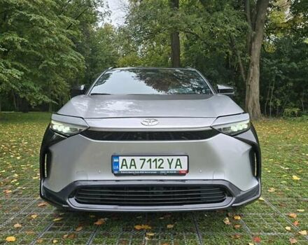 Тойота bZ4X 2022 в Киеве на Automoto.ua Серый Тойота bZ4X, объемом двигателя 0 л и пробегом 36 тыс. км за 24500 $, фото 4 на Automoto.ua