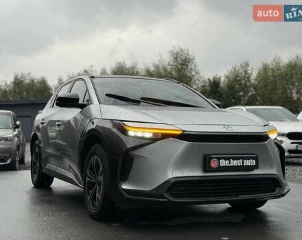 Серый Тойота bZ4X, объемом двигателя 0 л и пробегом 30 тыс. км за 28500 $, фото 12 на Automoto.ua