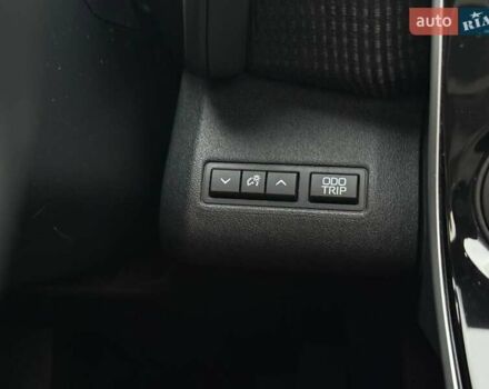 Серый Тойота bZ4X, объемом двигателя 0 л и пробегом 30 тыс. км за 28500 $, фото 35 на Automoto.ua