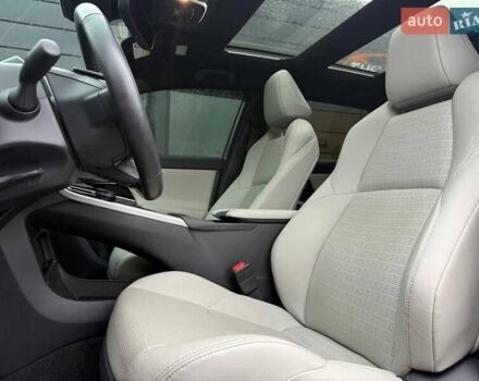 Серый Тойота bZ4X, объемом двигателя 0 л и пробегом 30 тыс. км за 28500 $, фото 26 на Automoto.ua