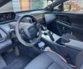 Серый Тойота bZ4X, объемом двигателя 0 л и пробегом 27 тыс. км за 25300 $, фото 5 на Automoto.ua