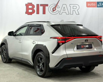 Серый Тойота bZ4X, объемом двигателя 0 л и пробегом 76 тыс. км за 26300 $, фото 18 на Automoto.ua