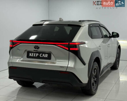 Серый Тойота bZ4X, объемом двигателя 0 л и пробегом 75 тыс. км за 28000 $, фото 19 на Automoto.ua