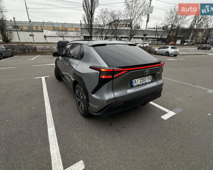 Серый Тойота bZ4X, объемом двигателя 0 л и пробегом 49 тыс. км за 24500 $, фото 16 на Automoto.ua