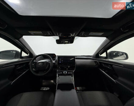 Серый Тойота bZ4X, объемом двигателя 0 л и пробегом 75 тыс. км за 28000 $, фото 29 на Automoto.ua