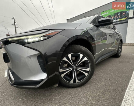 Серый Тойота bZ4X, объемом двигателя 0 л и пробегом 49 тыс. км за 24500 $, фото 11 на Automoto.ua