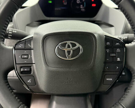 Серый Тойота bZ4X, объемом двигателя 0 л и пробегом 75 тыс. км за 28000 $, фото 32 на Automoto.ua