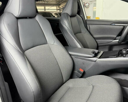 Серый Тойота bZ4X, объемом двигателя 0 л и пробегом 76 тыс. км за 26300 $, фото 48 на Automoto.ua