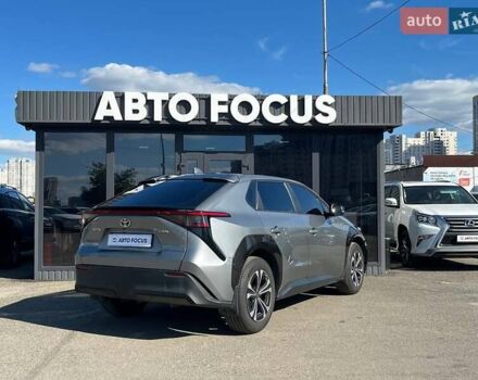 Серый Тойота bZ4X, объемом двигателя 0 л и пробегом 27 тыс. км за 24490 $, фото 7 на Automoto.ua