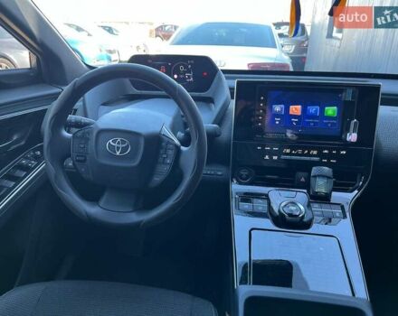 Серый Тойота bZ4X, объемом двигателя 0 л и пробегом 27 тыс. км за 24490 $, фото 13 на Automoto.ua