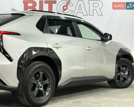 Серый Тойота bZ4X, объемом двигателя 0 л и пробегом 76 тыс. км за 26300 $, фото 10 на Automoto.ua