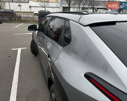 Серый Тойота bZ4X, объемом двигателя 0 л и пробегом 49 тыс. км за 24500 $, фото 8 на Automoto.ua