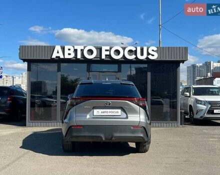 Серый Тойота bZ4X, объемом двигателя 0 л и пробегом 27 тыс. км за 24490 $, фото 6 на Automoto.ua