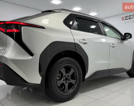 Серый Тойота bZ4X, объемом двигателя 0 л и пробегом 75 тыс. км за 28000 $, фото 21 на Automoto.ua