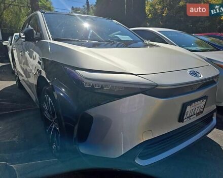 Сірий Тойота bZ4X, об'ємом двигуна 0 л та пробігом 70 тис. км за 22000 $, фото 2 на Automoto.ua