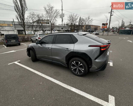 Серый Тойота bZ4X, объемом двигателя 0 л и пробегом 49 тыс. км за 24500 $, фото 13 на Automoto.ua