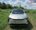 Серый Тойота bZ4X, объемом двигателя 0 л и пробегом 28 тыс. км за 23999 $, фото 3 на Automoto.ua