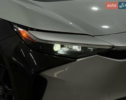 Серый Тойота bZ4X, объемом двигателя 0 л и пробегом 76 тыс. км за 26300 $, фото 3 на Automoto.ua