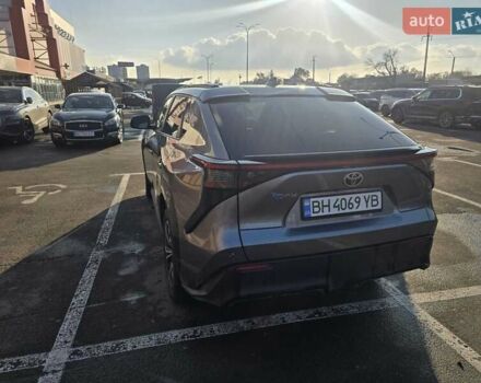 Серый Тойота bZ4X, объемом двигателя 0 л и пробегом 34 тыс. км за 26000 $, фото 2 на Automoto.ua