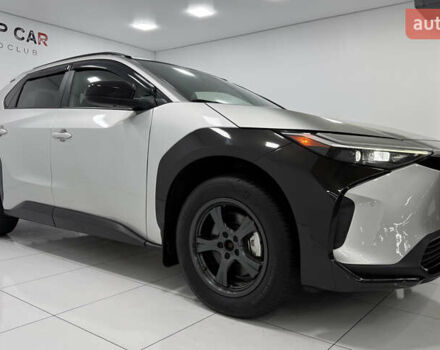 Серый Тойота bZ4X, объемом двигателя 0 л и пробегом 75 тыс. км за 28000 $, фото 9 на Automoto.ua