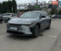 Серый Тойота bZ4X, объемом двигателя 0 л и пробегом 34 тыс. км за 23950 $, фото 1 на Automoto.ua