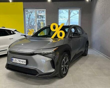 Серый Тойота bZ4X, объемом двигателя 0 л и пробегом 1 тыс. км за 29500 $, фото 1 на Automoto.ua