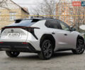 Серый Тойота bZ4X, объемом двигателя 0 л и пробегом 2 тыс. км за 28900 $, фото 4 на Automoto.ua