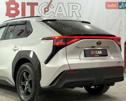 Серый Тойота bZ4X, объемом двигателя 0 л и пробегом 76 тыс. км за 26300 $, фото 21 на Automoto.ua