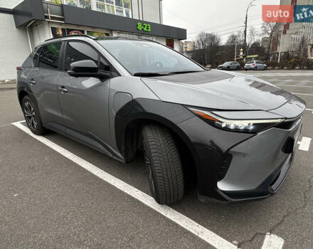 Серый Тойота bZ4X, объемом двигателя 0 л и пробегом 49 тыс. км за 24500 $, фото 14 на Automoto.ua