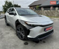 Серый Тойота bZ4X, объемом двигателя 0 л и пробегом 5 тыс. км за 28500 $, фото 1 на Automoto.ua