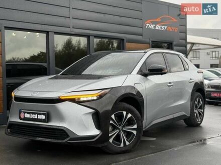 Тойота bZ4X 2022 в Ровно на Automoto.ua Серый Тойота bZ4X, объемом двигателя 0 л и пробегом 30 тыс. км за 29000 $, фото 1 на Automoto.ua