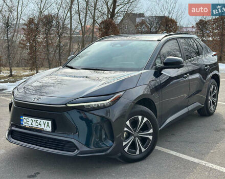 Синій Тойота bZ4X, об'ємом двигуна 0 л та пробігом 2 тис. км за 27300 $, фото 1 на Automoto.ua