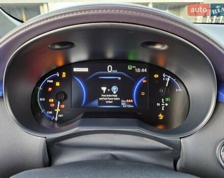 Белый Тойота C-HR EV, объемом двигателя 0 л и пробегом 62 тыс. км за 18800 $, фото 46 на Automoto.ua