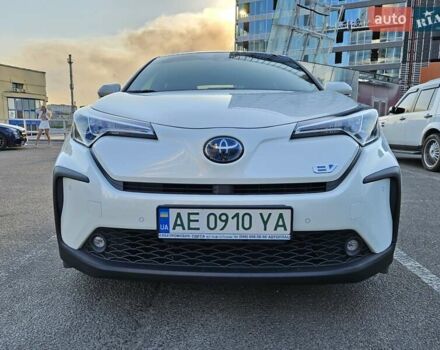 Белый Тойота C-HR EV, объемом двигателя 0 л и пробегом 62 тыс. км за 18800 $, фото 9 на Automoto.ua
