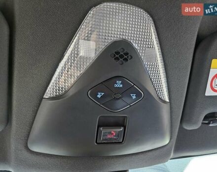 Белый Тойота C-HR EV, объемом двигателя 0 л и пробегом 62 тыс. км за 18800 $, фото 50 на Automoto.ua