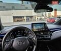 Белый Тойота C-HR EV, объемом двигателя 0 л и пробегом 62 тыс. км за 18800 $, фото 49 на Automoto.ua